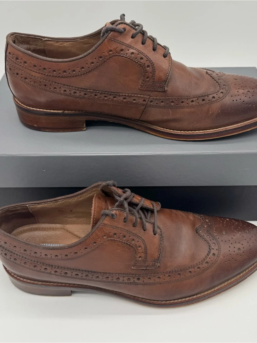 Johnston & Murphy Shoes Mens 10.5 Brown Leather Wingtip Oxford Dress Almond Toe